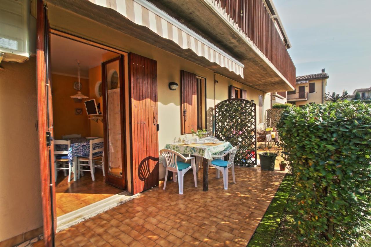 Appartamento Di Charme Suite Sole Lazise Exterior foto